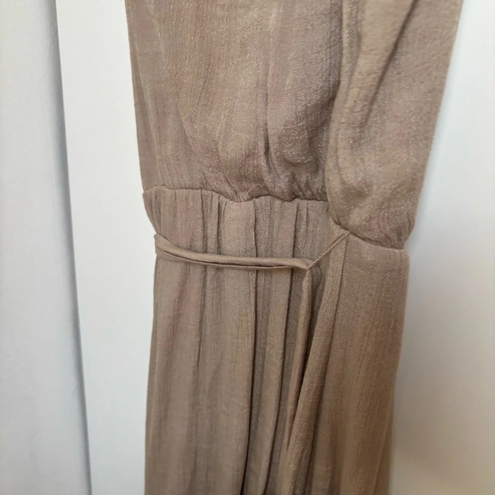 Elegant Tan Sleeveless Jumpsuit - Picture 5 of 7